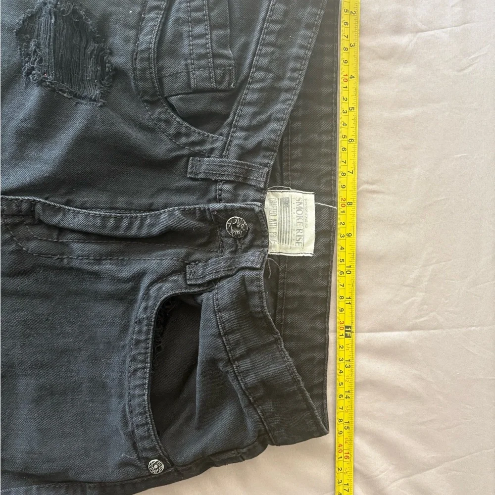 Smoke Rise Jeans Shorts Men’s Black‎ Size 30